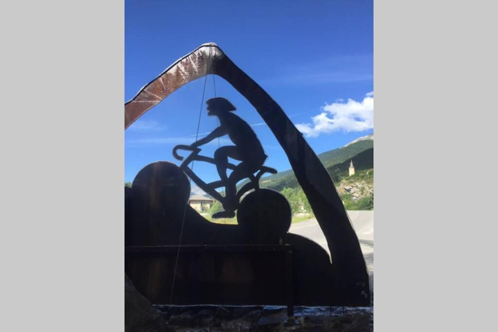 Maison Neuve Proche De Barcelonnette Jausiers